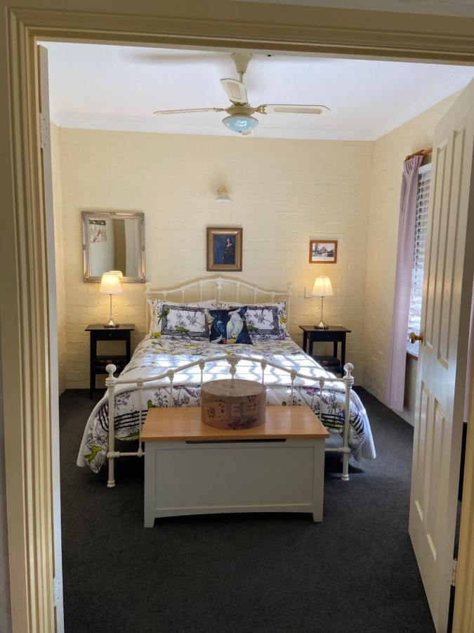 Battunga Cottages Watervale Bagian luar foto