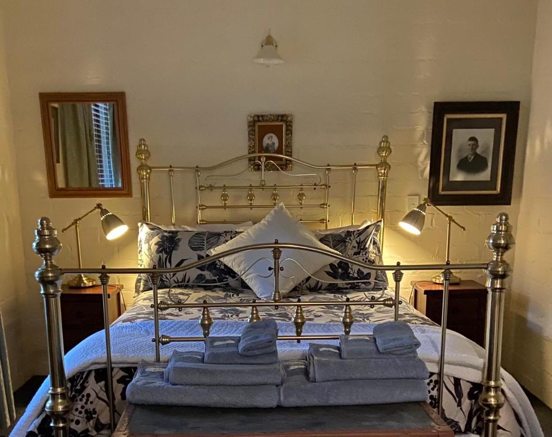 Battunga Cottages Watervale Bagian luar foto